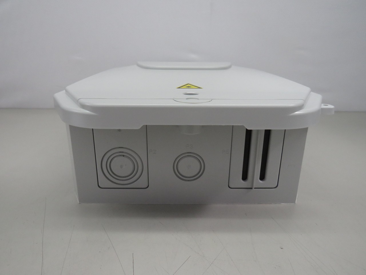 COMMSCOPE 760234892 BUDI-1SO8J-N1N1-0A-ATT FIBER OPTIC WALL MOUNT ENCLOSURE T162