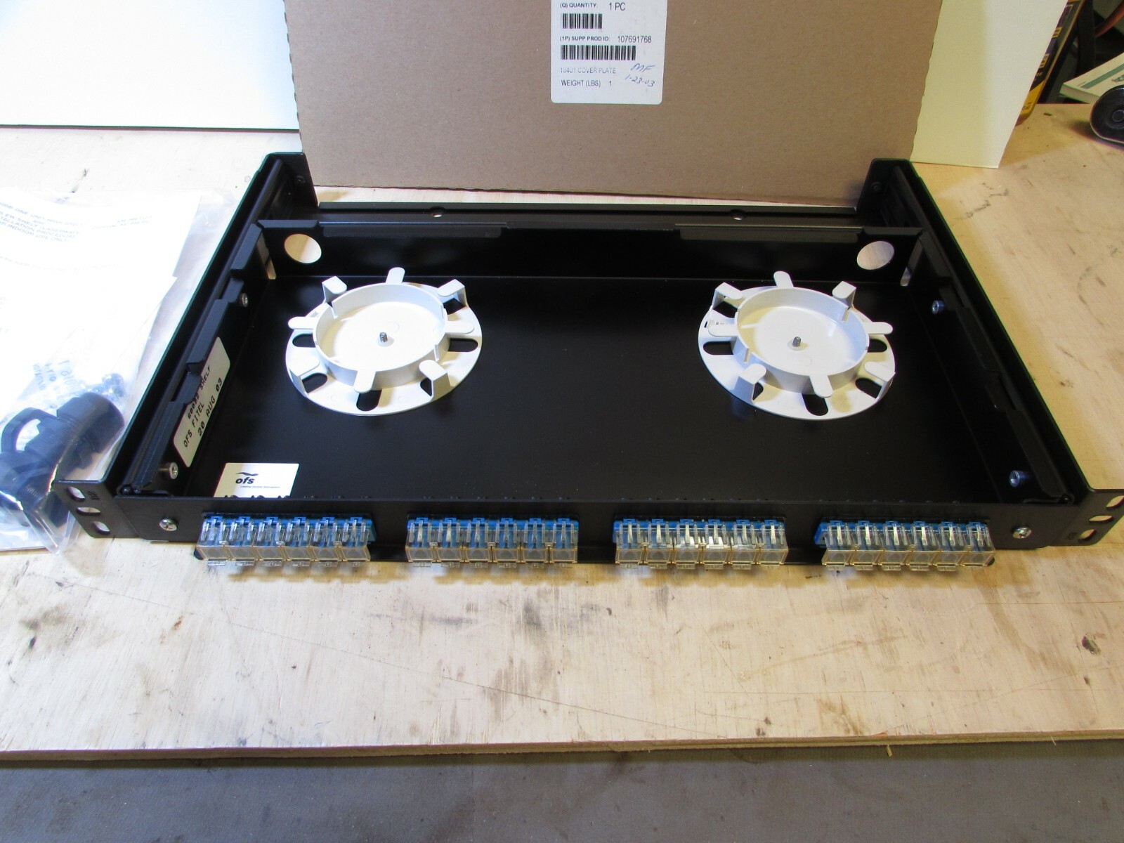 0FS Fitel 600B Fiber Optic Splice Closure w/ Lucent Cover Plate
