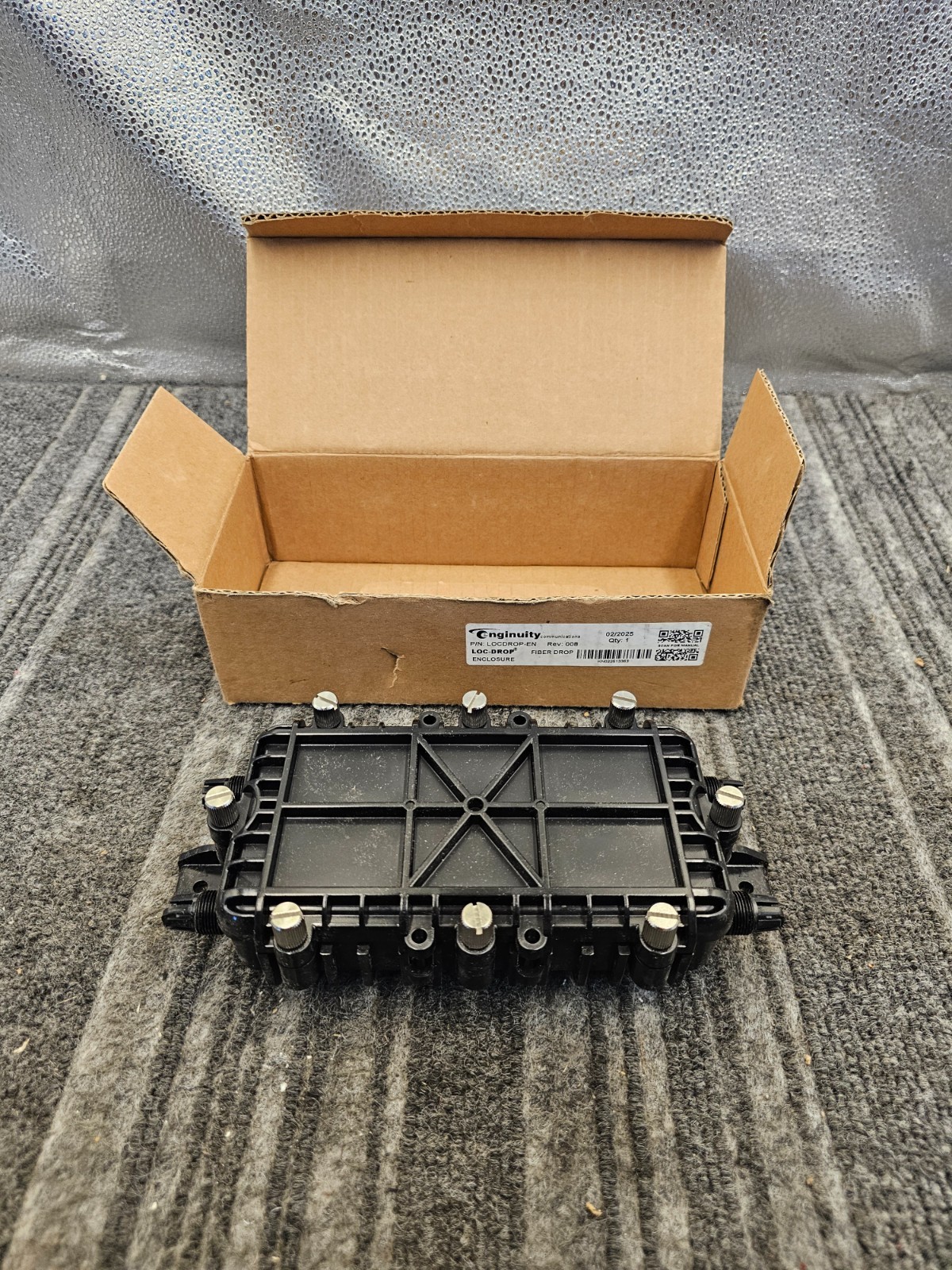 ENGINUITY LOCDROP-EN: COMMUNICATIONS FIBER REPAIR SPLICE ENCLOSURE