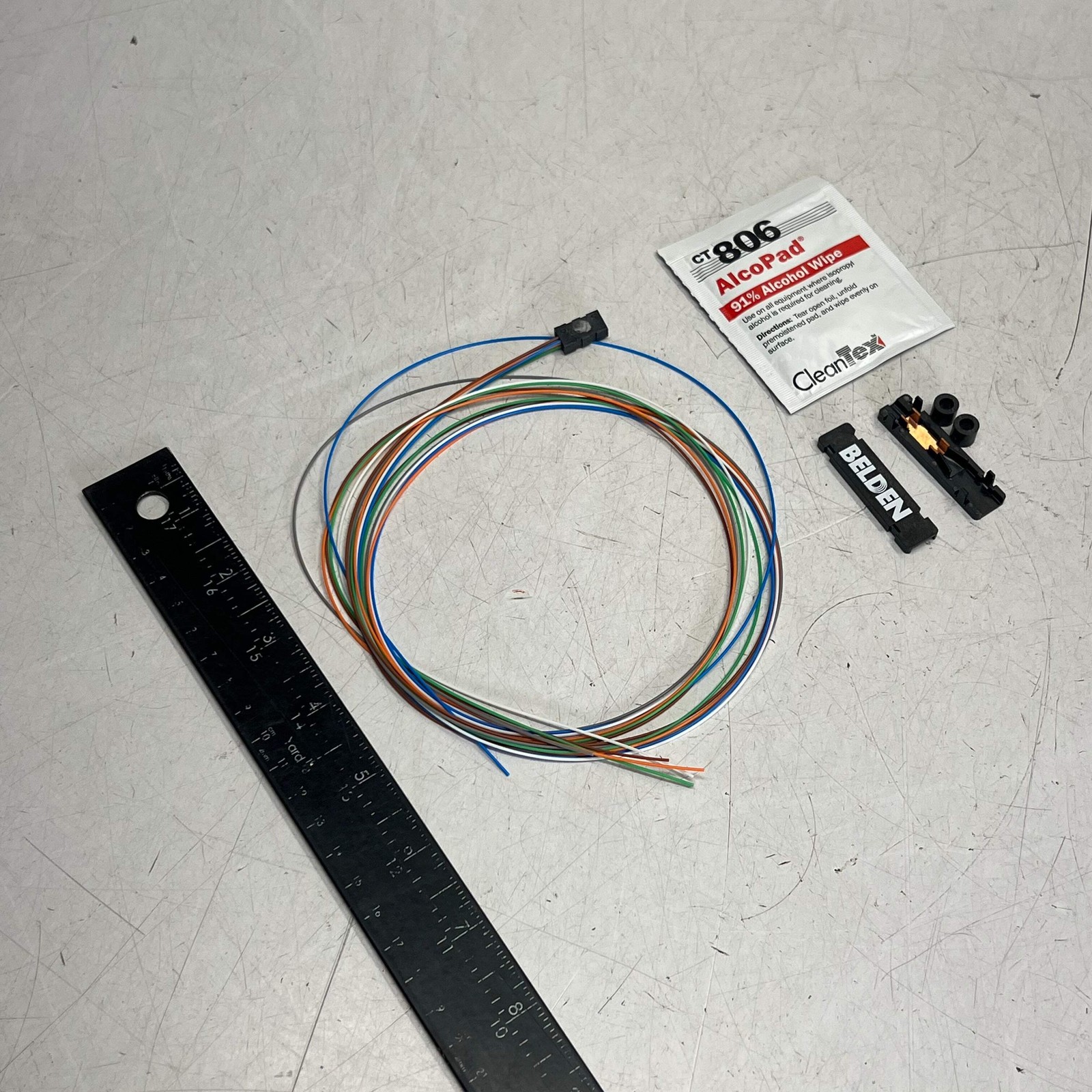 BELDEN Optical Fiber Field Breakout Kit Plastic Housing 6 Fiber 6 Tubes AX101100
