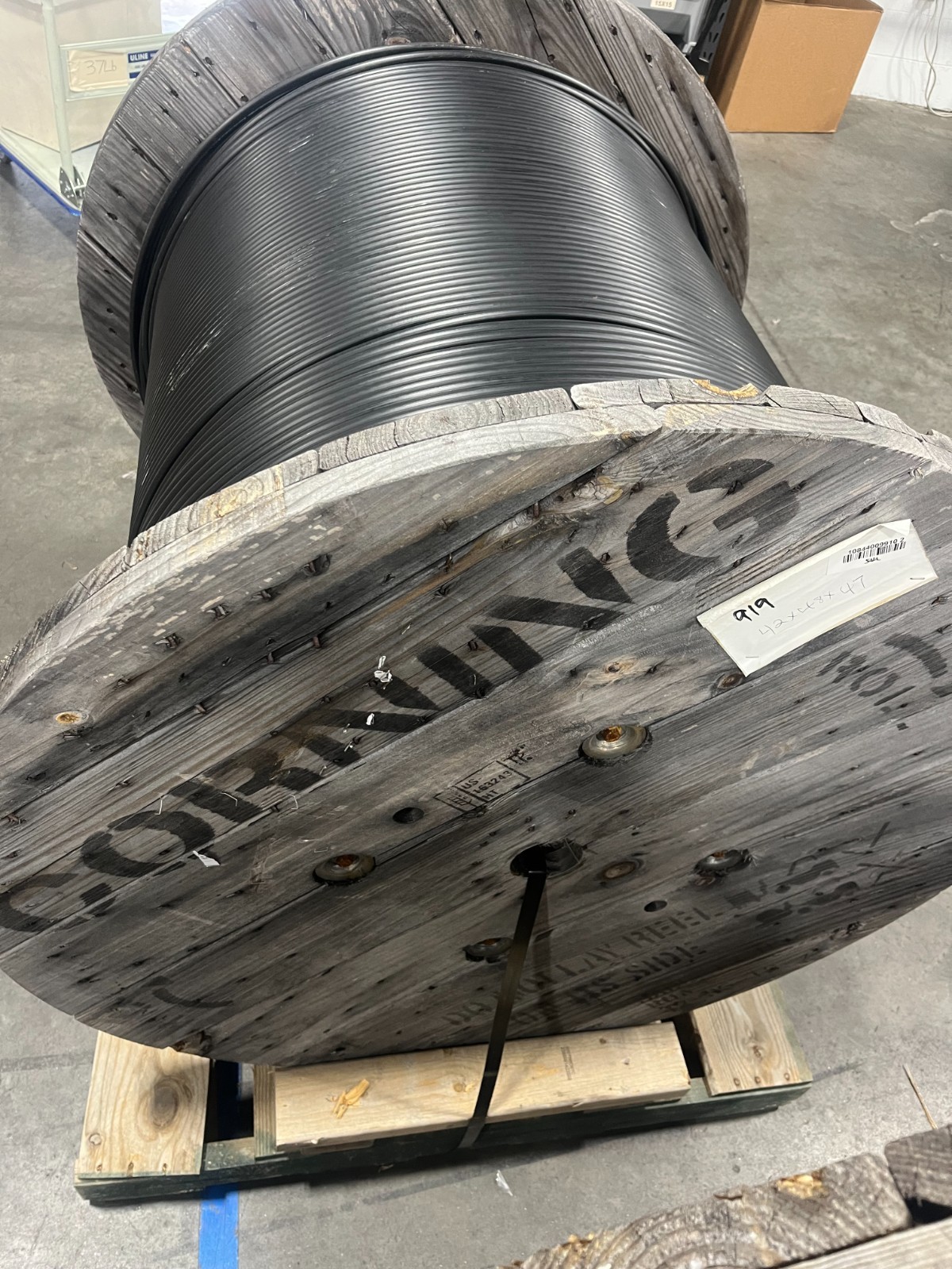 024ZUC-T4F22D20 – Corning 24 Strand Singlemode OSP SJSA-Armored – 1000ft