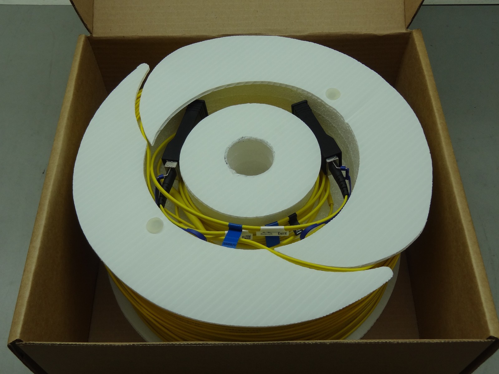 Mellanox MC2207312-300 Active Fiber Cable VPI up to 56Gb/s QSFP 300m #TQ1724