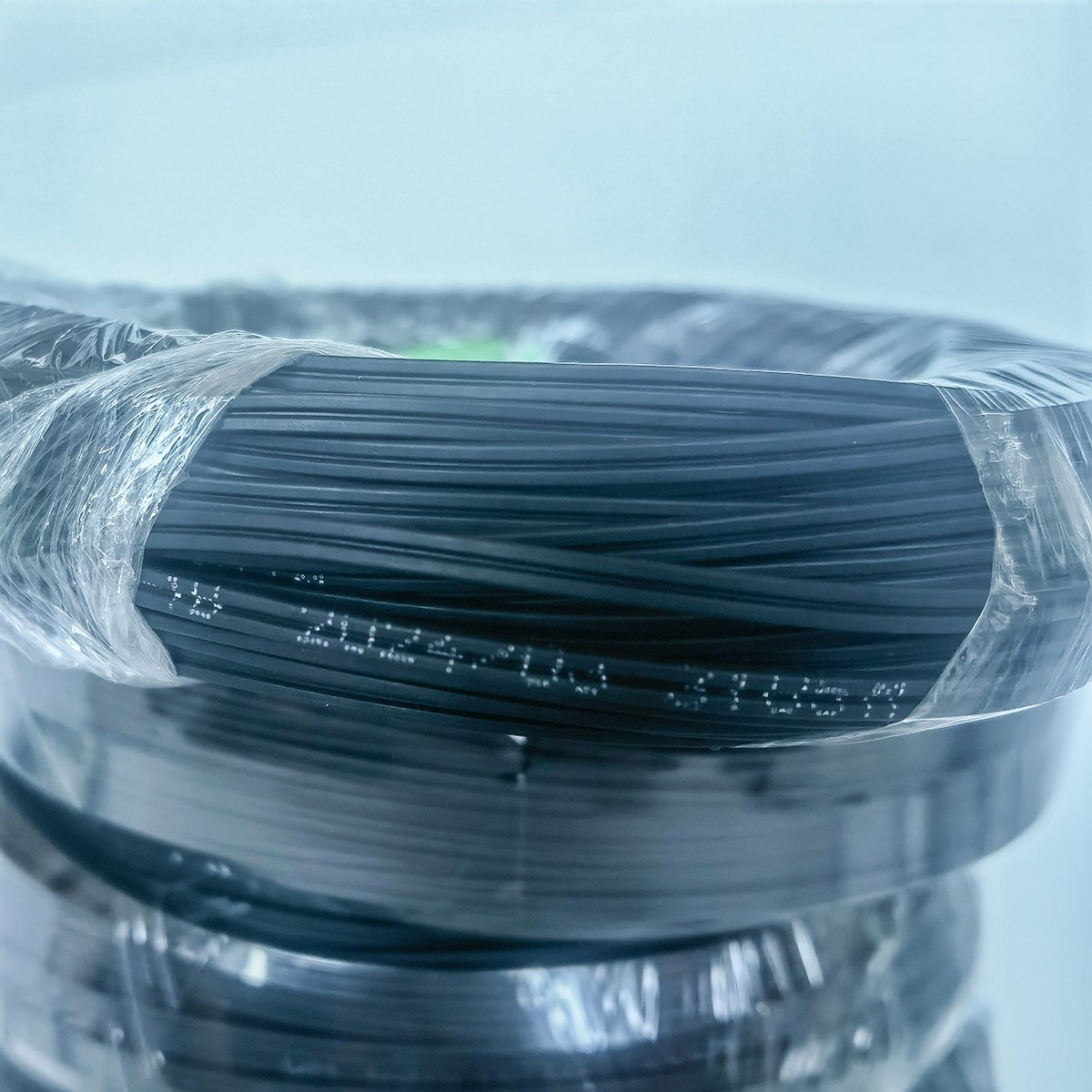 Indoor FTTH Drop Fiber Optic Cable Single Mode Simplex Core SC/APC-SC/APC 1M-50M