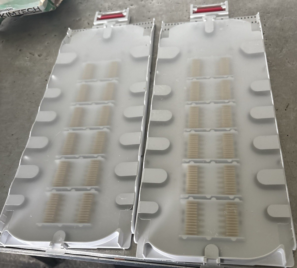 Clear Optical Fiber Cable Splice Tray Holder, Raw Fiber No Connectors, Universal