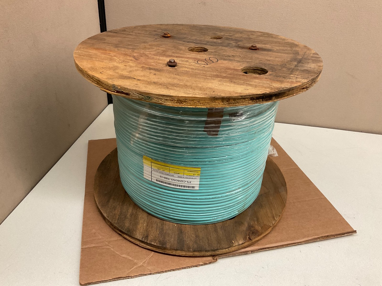 1000ft Spool Commscope 371-COMOM3-TBD-12 12Fiber Optic Multimode OM3 Riser Cable
