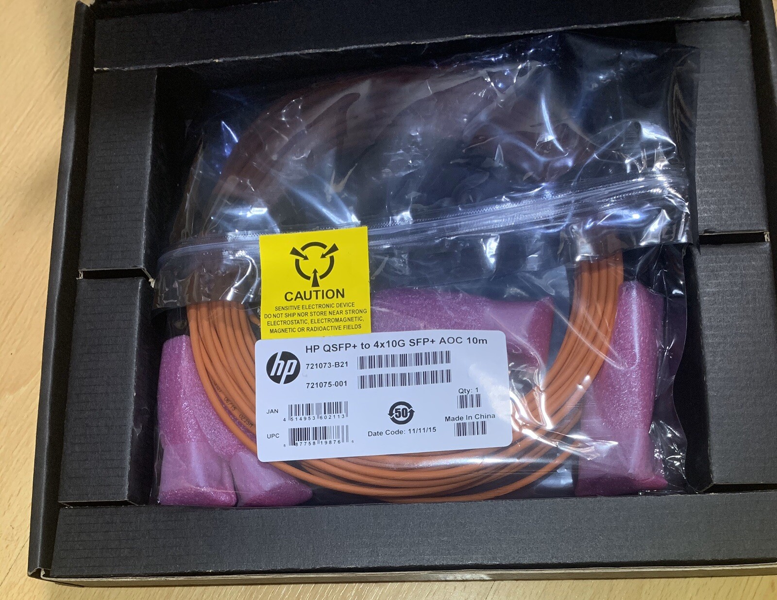 721073-B21 HPE 721075-001 40G QSFP+/4X10G SFP+ AOC 10M CBL,Box R free FedEx Ship