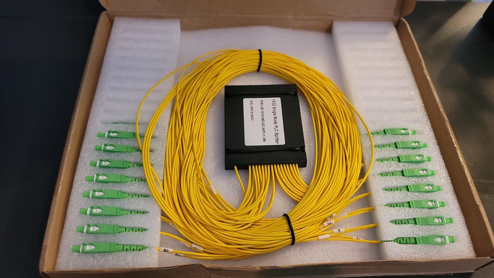 1×32 Single mode PLC Splitter P/N : LW – 1X 32 .MO -SC/ APC -1.3M