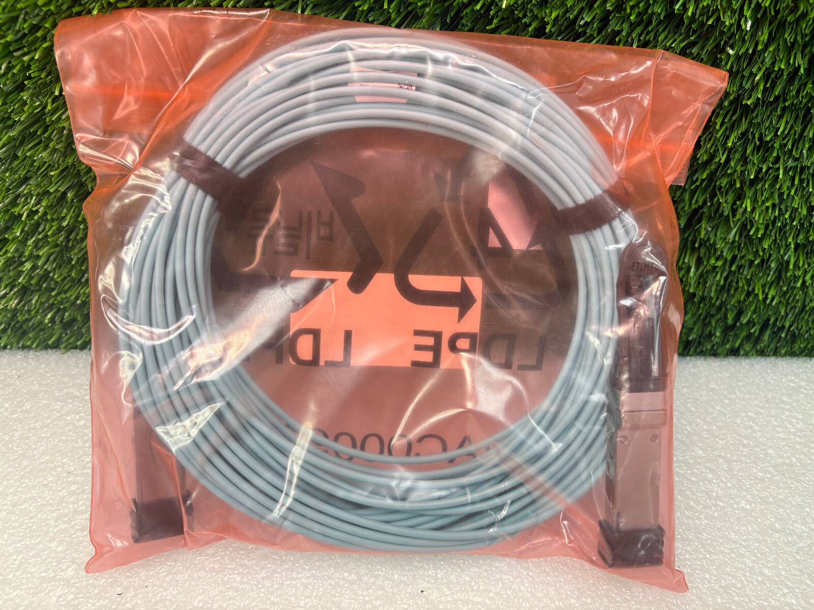 New (Sealed) | Mellanox MFS1S00-H020V / MFS1S00 QSFP56 Fiber Optic Network Cable