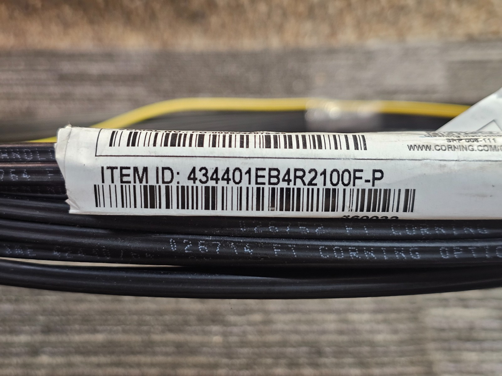 100FT Corning Fiber Optic Cable 434401EB4R2100F-P Black