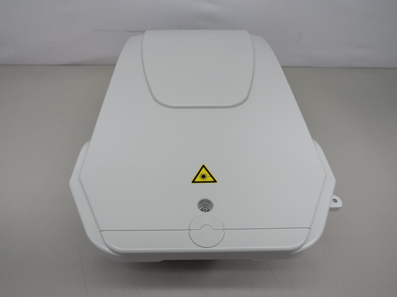 COMMSCOPE 760234892 BUDI-1SO8J-N1N1-0A-ATT FIBER OPTIC WALL MOUNT ENCLOSURE T162