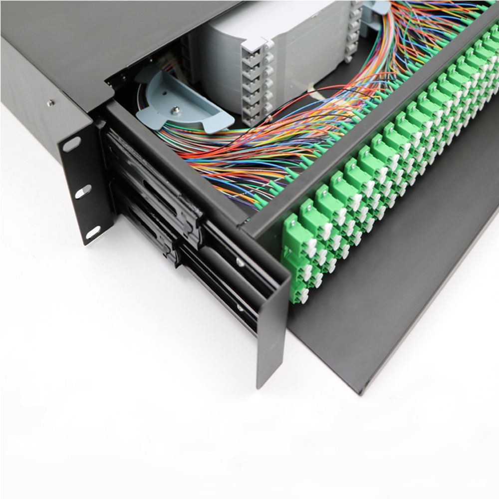 144 cores Fiber Optic ODF Terminal Box FTTH Box with Lc Apc Pigtail and Adapters