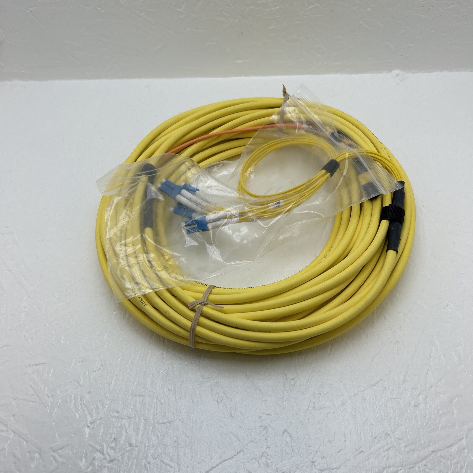 MOLEX QSFP MPO/MTP 60ft 4x LC Fiber Optic Breakout Cable, Singlemode OS2 Yellow