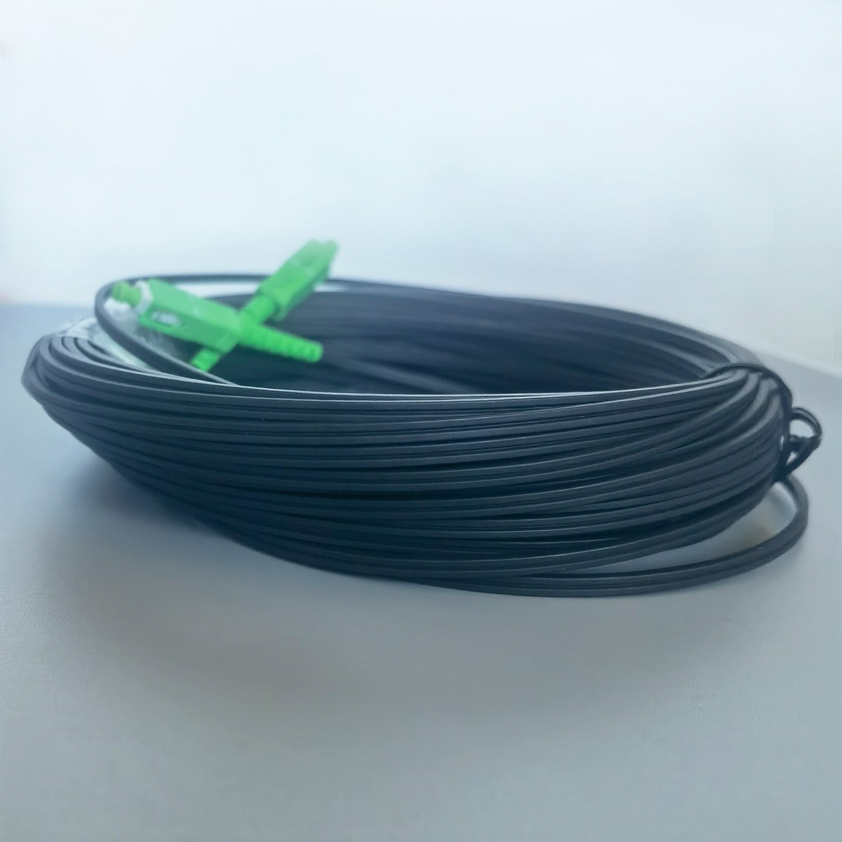 Indoor FTTH Drop Fiber Optic Cable Single Mode Simplex Core SC/APC-SC/APC 1M-50M