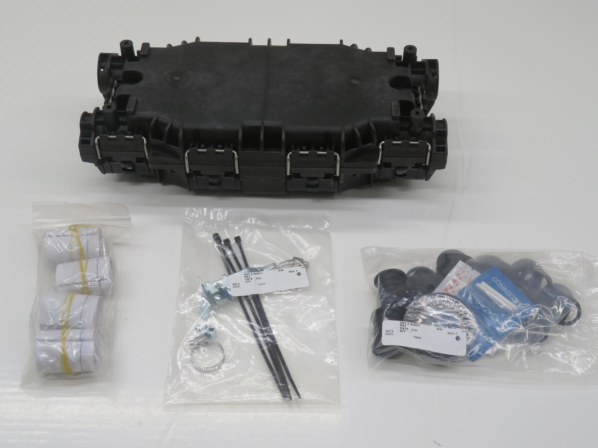 COMMSCOPE EM1620-001 SCIL-B FIBER SPLICE CLOSURE, IN-LINE, WITH 2 GEL CABLE SEAL
