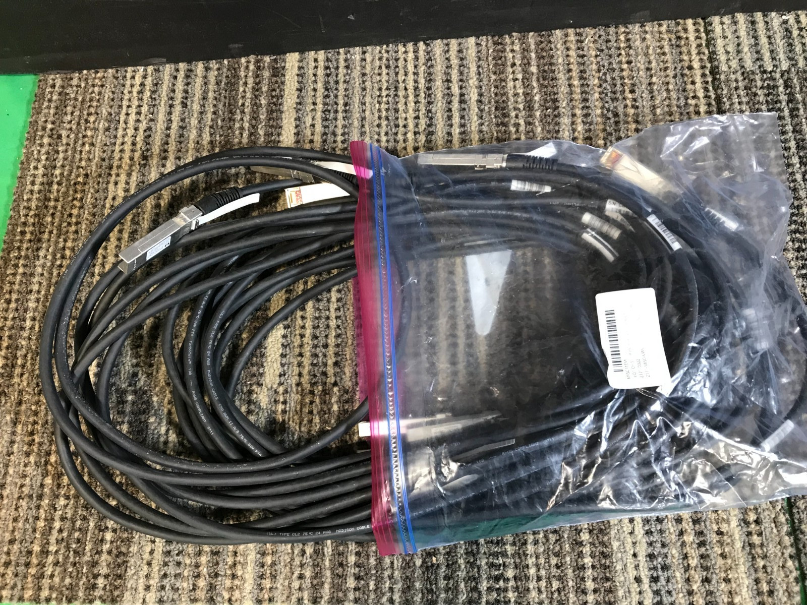 LOT OF 5) J9283B HP X240 10G SFP + to SFP + Direct attach Copper Cable J9283B **