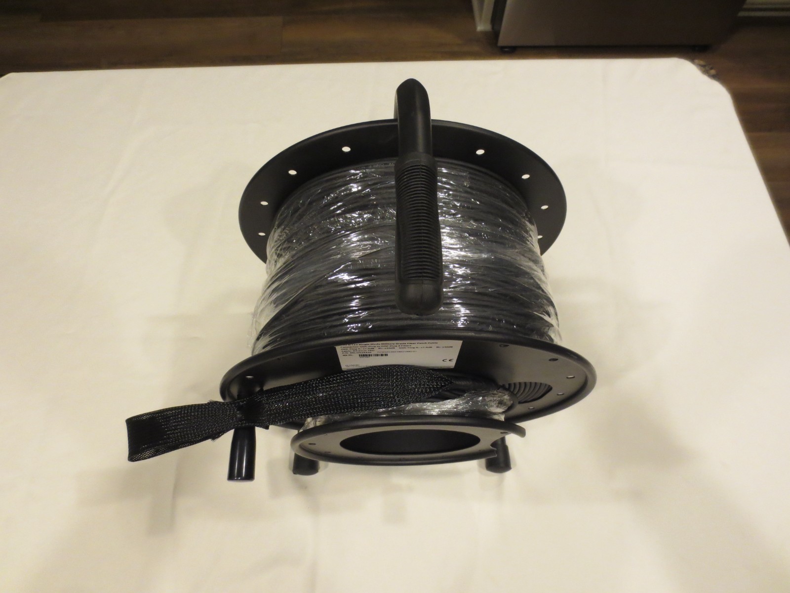 Military Grade Fiber Cable Reel – 1000ft 9/125 Single Mode 4 Fibers ODC Plug New