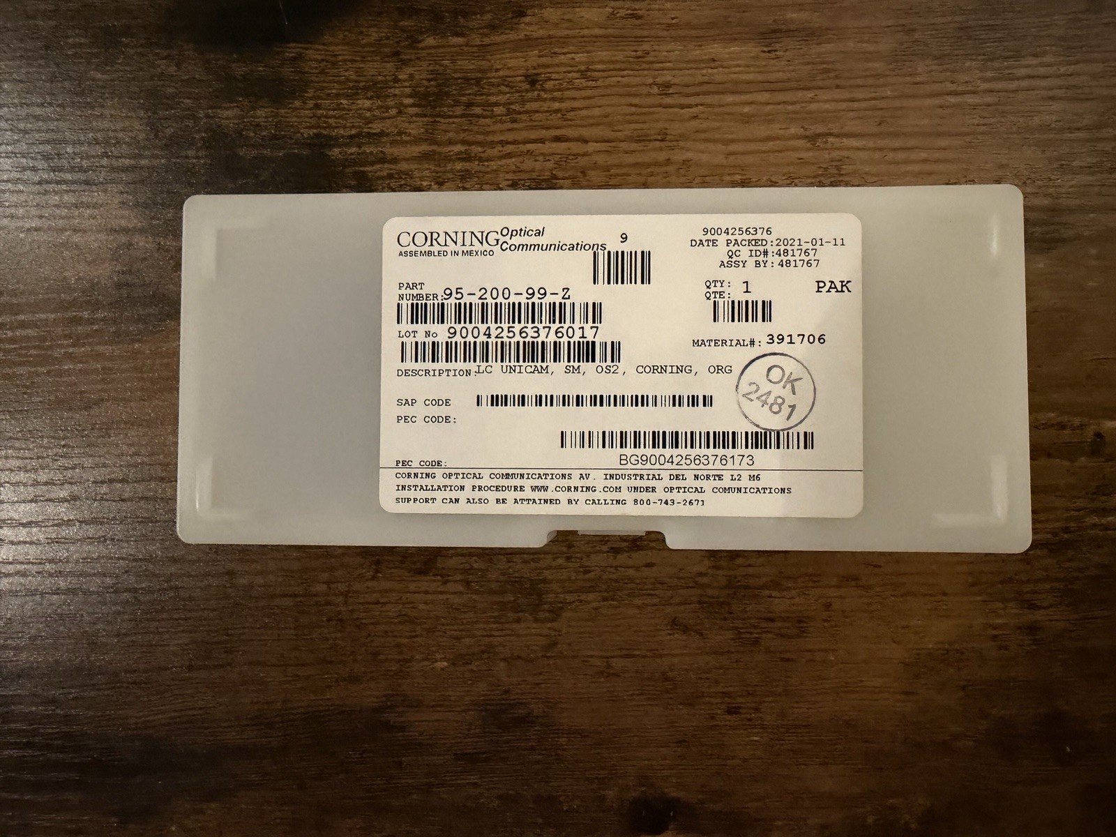 Corning 95-200-99 UniCam Connectors LC SM OS2 (Box Of 25)