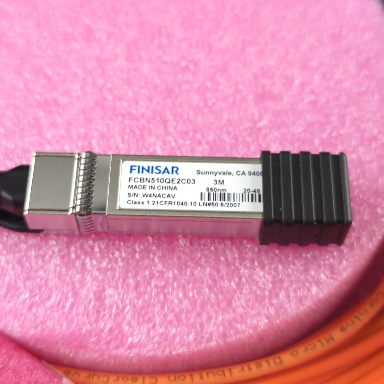 Coherent Finisar 4x10Gb/s QSFP-4xSFP+ 3m Breakout Active Optical Cable (AOC)
